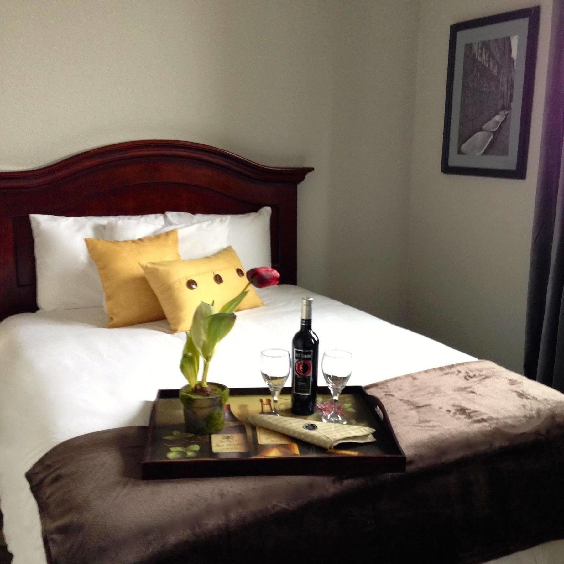 The Dilworth Inn Gonzales ภายนอก รูปภาพ