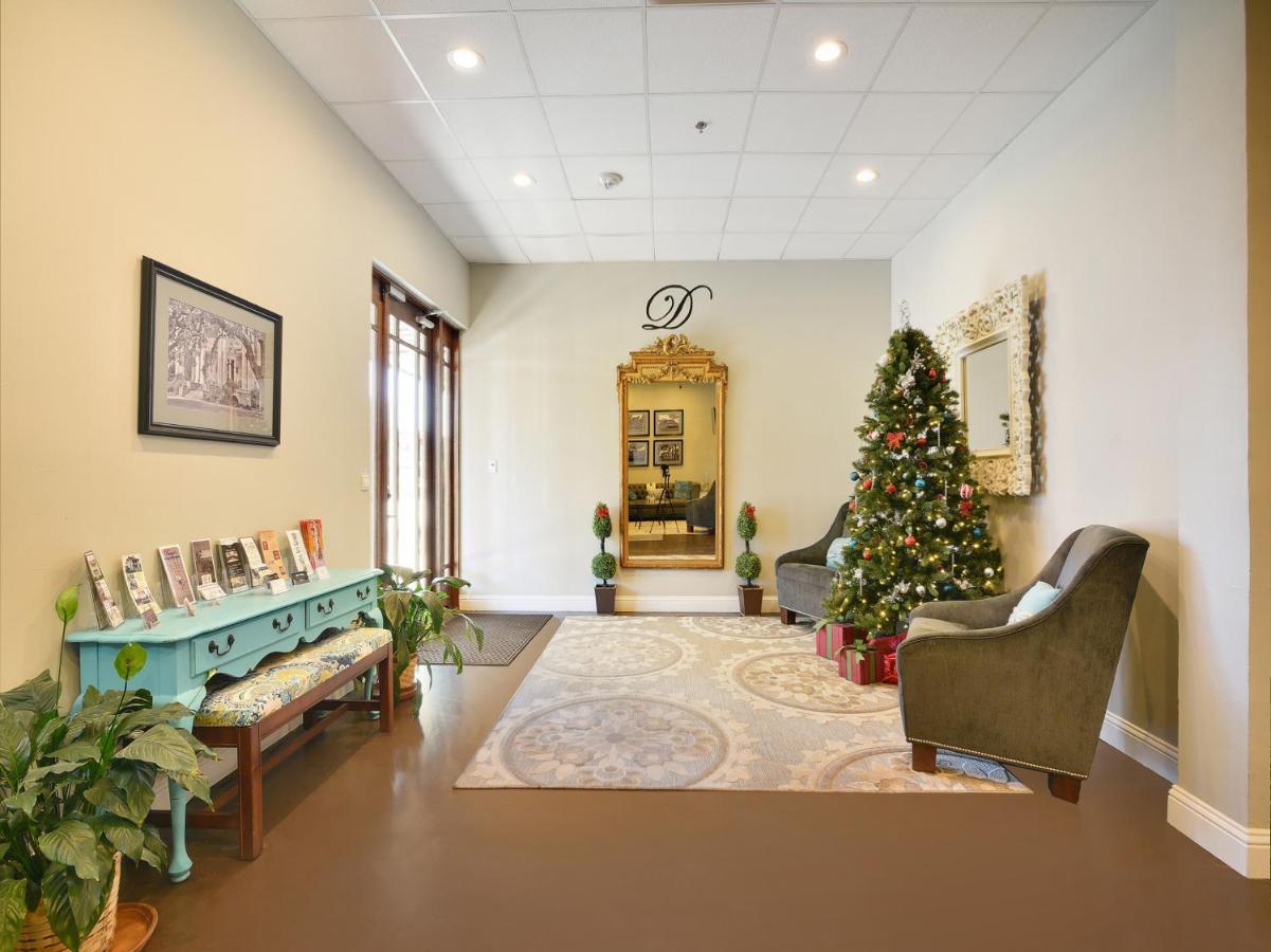 The Dilworth Inn Gonzales ภายนอก รูปภาพ