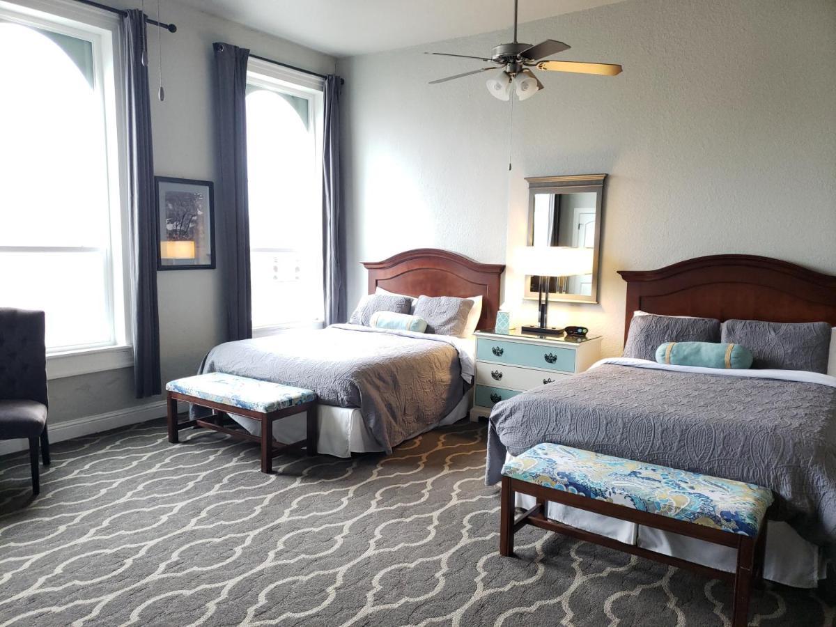 The Dilworth Inn Gonzales ภายนอก รูปภาพ